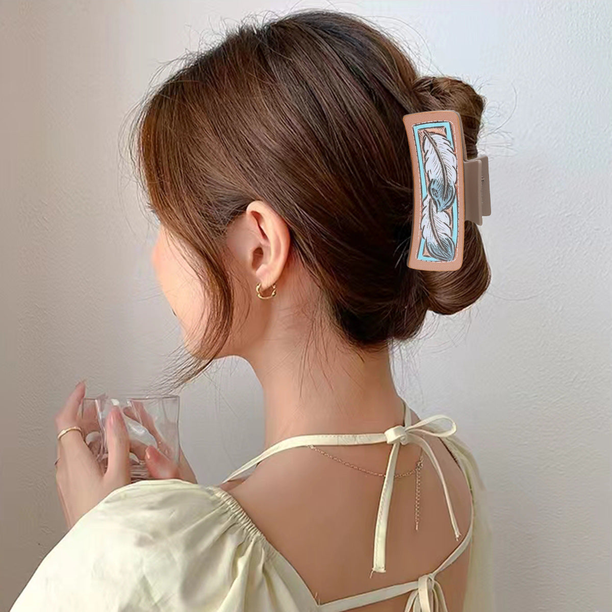 Wholesale Western-style feather and flower print hairpin